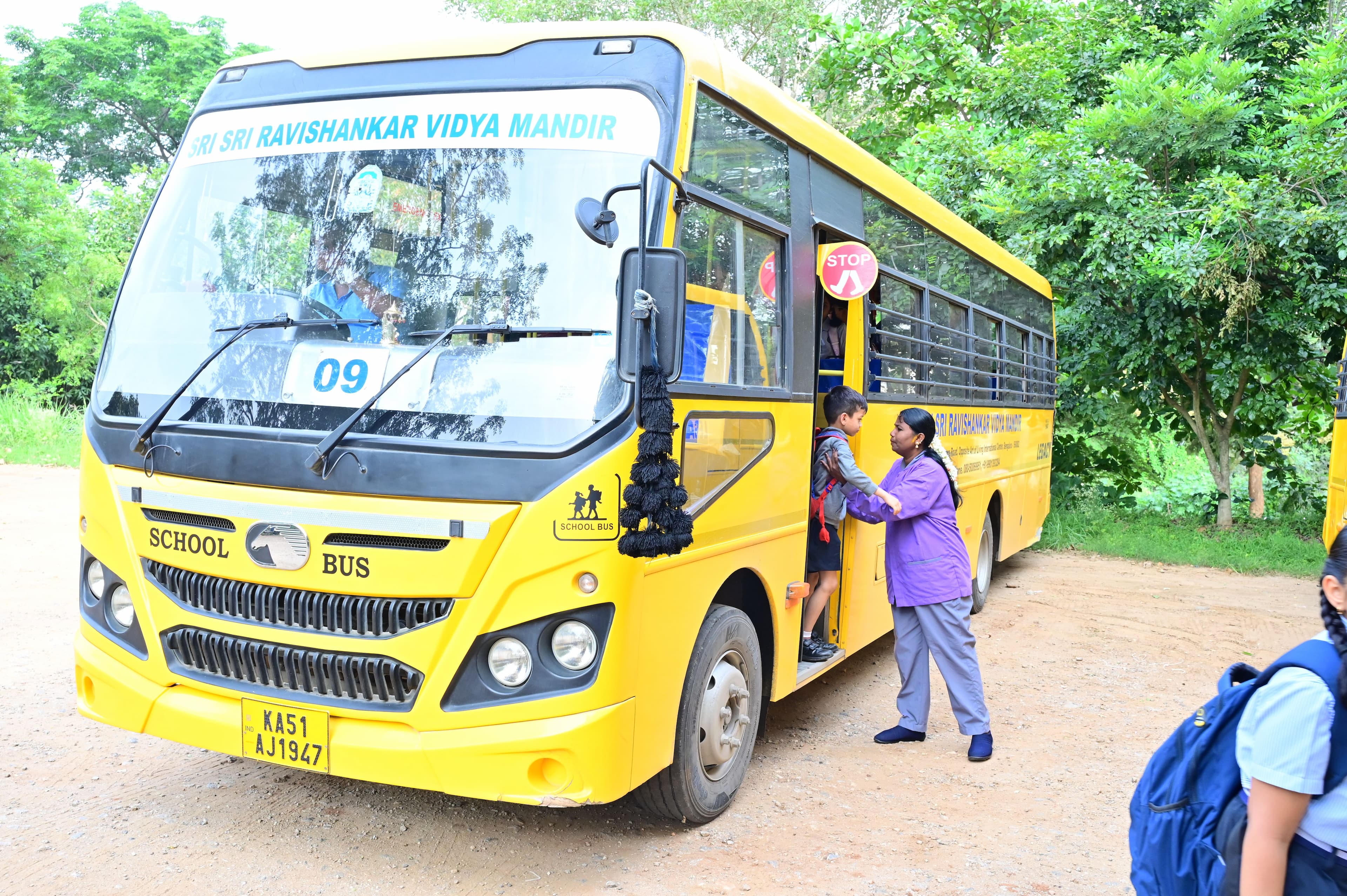 Sri Sri Ravishankar Vidya Mandir, Bangalore Ashram